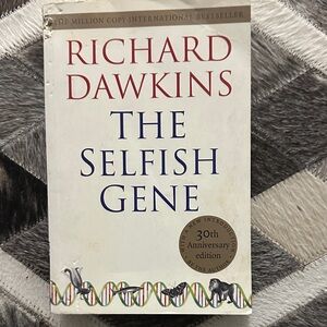 Richard Dawkins The Selfish Gene - White Cover